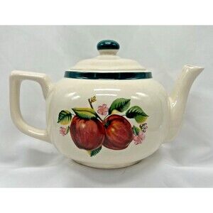 VINTAGE Casuals by China Pearl ~ Red Apples ~ Stoneware Tea Pot w Lid ~ 5 cups